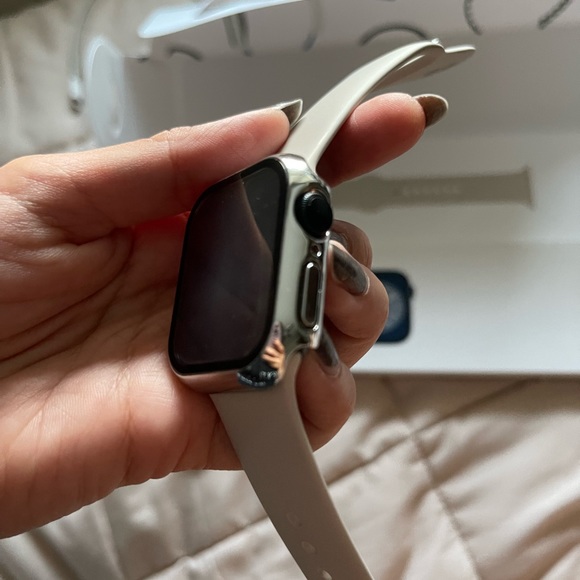 Apple Watch Series 8 - Picture 3 of 7